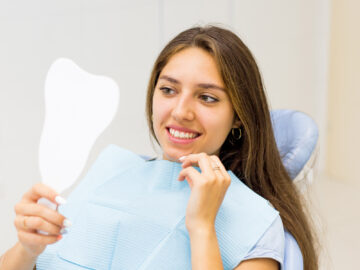 How A Dental Practice Catches Early Oral Issues